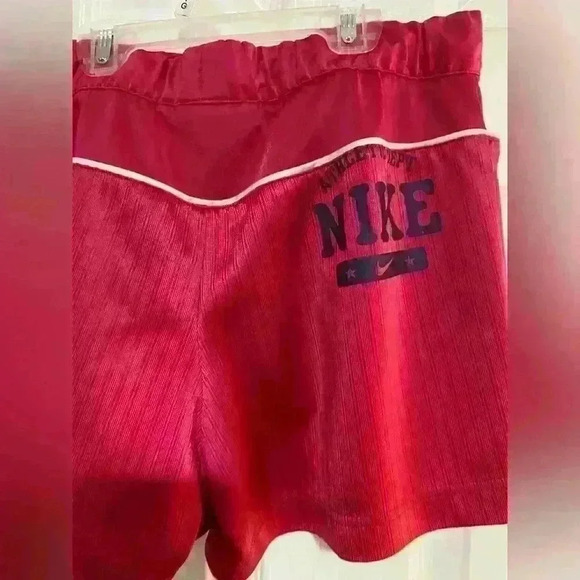 Nike girls shorts - Picture 4 of 6